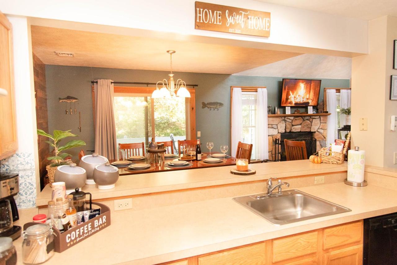 Camelback Private Home Located Behind Waterpark & Ski Lift Tannersville Bagian luar foto