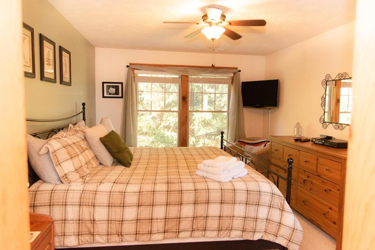 Camelback Private Home Located Behind Waterpark & Ski Lift Tannersville Bagian luar foto